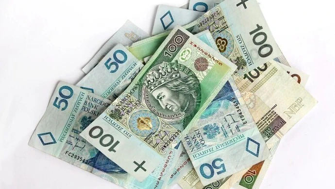 44-latek wyłudził odszkodowanie od firmy ubezpieczeniowej