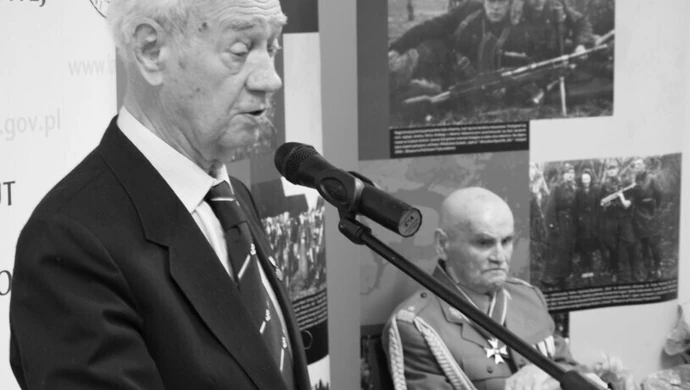 Zmarł autor monografii o piotrkowskiej AK