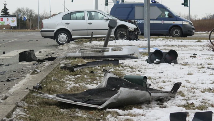 Poważna kolizja w Piotrkowie (AKTUALIZACJA)