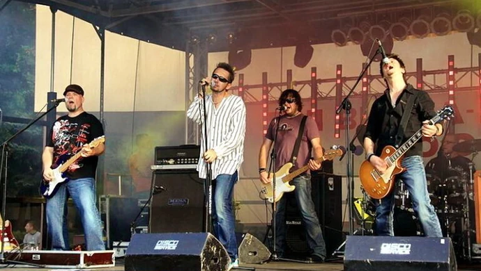 Dni Rozprzy: Rockowe brzmienia i Strefa Kibica 