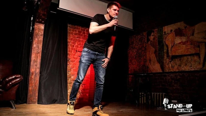 Jak zrobić dobry dowcip, czyli jak żartują stand-uperzy