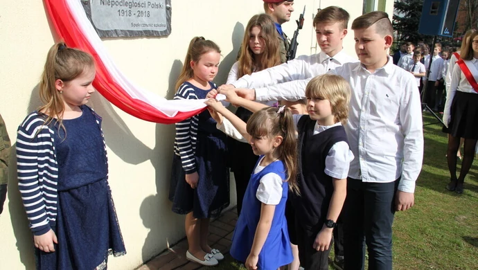 Przekazują pamięć następnym pokoleniom