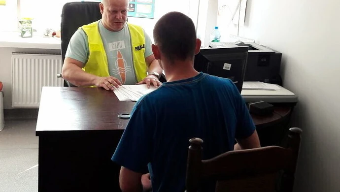 Wrócił pijany na miejsce kolizji, którą spowodował 