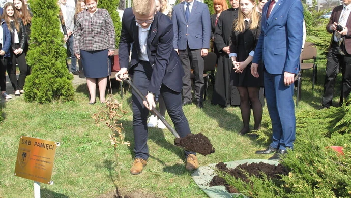 W Woli Krzysztoporskiej upamiętniono ofiary Zbrodni Katyńskiej
