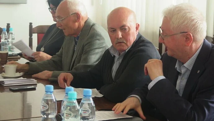 Nocna sprzedaż alkoholu w Piotrkowie będzie zakazana? W środę sesja Rady Miasta! 