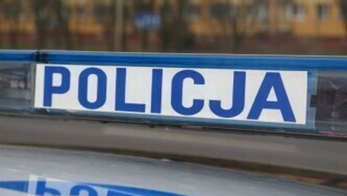 Piotrków: 6 osób w szpitalu po zderzeniu dwóch aut
