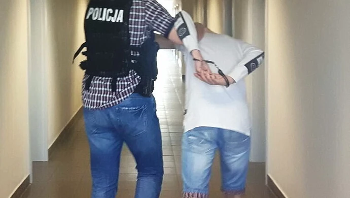 14- i 19-latek włamali się do mieszkania w centrum Piotrkowa 