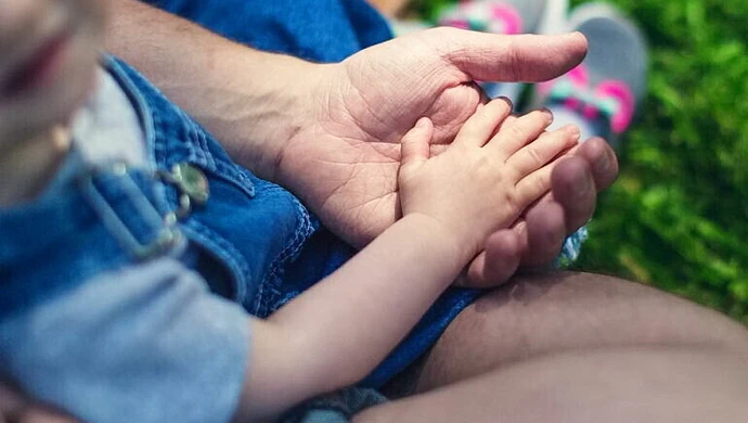 Klaps: skuteczna metoda wychowywania, czy wyraz bezsilności?