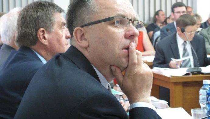 Błędów nie ma, nocna prohibicja zostaje