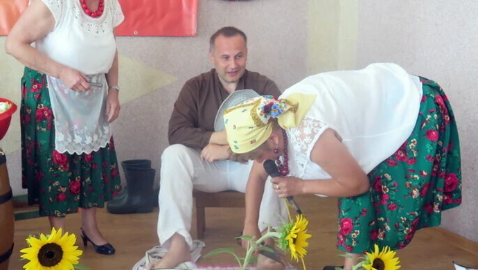 Pokazali lokalne zwyczaje