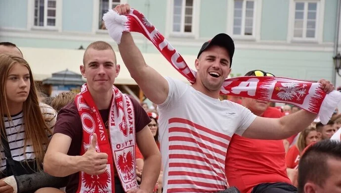 Przyjdźcie na Rynek! Strefa kibica znów zaprasza 