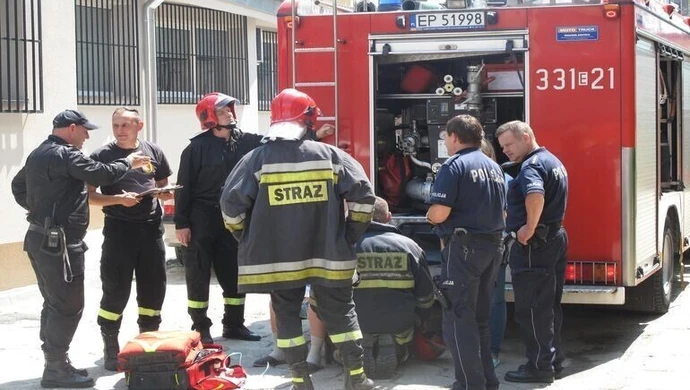 Przypalająca się potrawa narobiła dymu