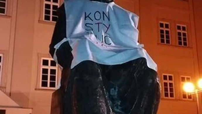 Piotrkowianie "ubrali" Mikołaja Kopernika