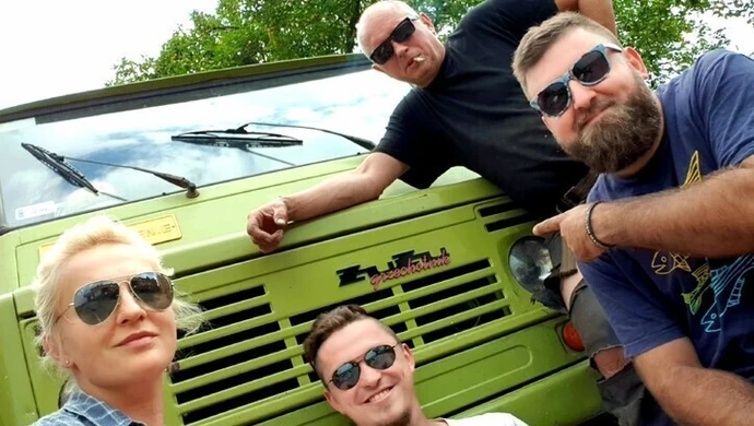 Żukiem przez Europę w szczytnym celu