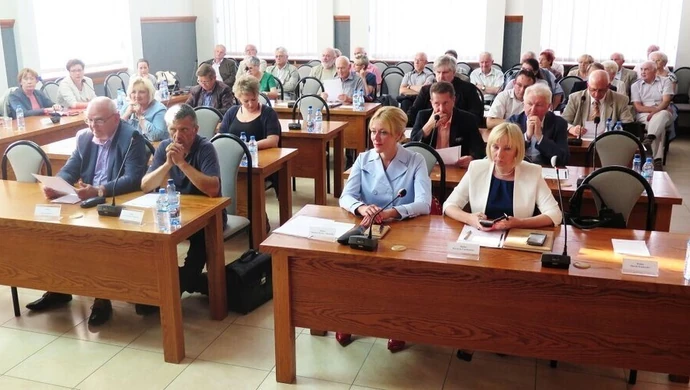 Radny to ma złote życie? 