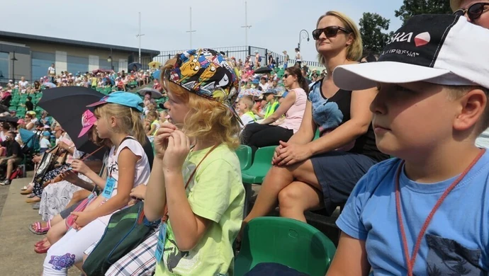 Zdobyli zamek w Oporowie. Kolejny tydzień wakacji z piotrkowskim MOK-iem 