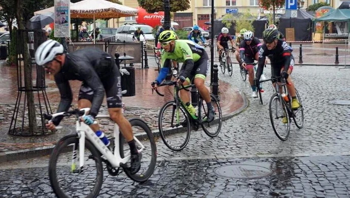 Piotrkowski funkcjonariusz najlepszy w kolarstwie