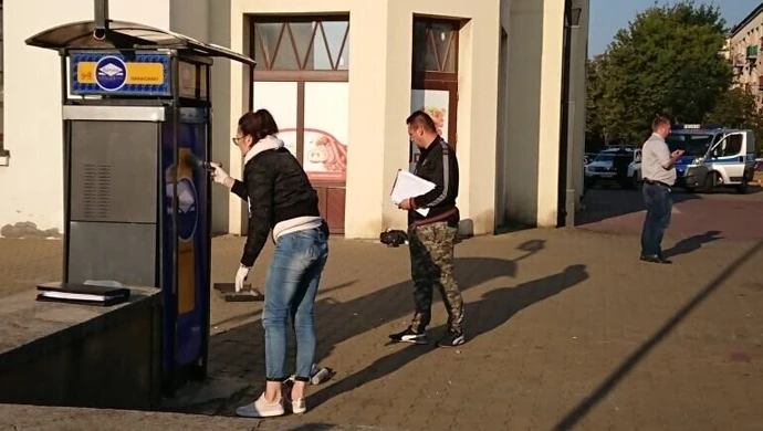 Wysadzili bankomat przy hali targowej 