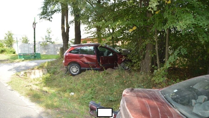 Mimo zakazu, prowadził pojazd i spowodował wypadek