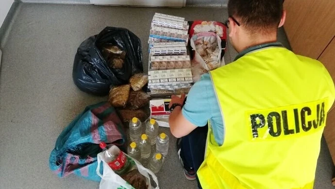 Kontrabanda w mieszkaniu 45-letniego piotrkowianina 