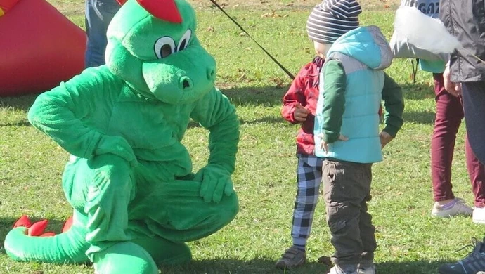 Wesołe harce przy filii UJK w Piotrkowie