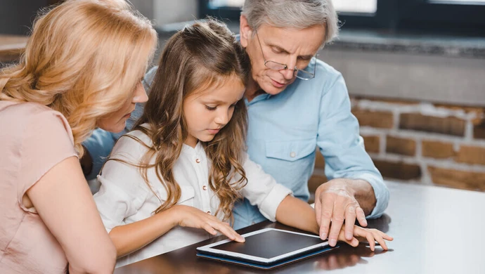 Podstawowe zasady pielęgnacji protez zębowych