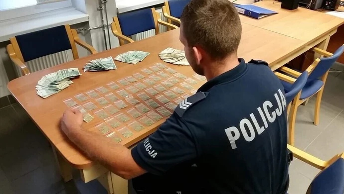 Policja zlikwidowała rodzinny „biznes” matki i syna