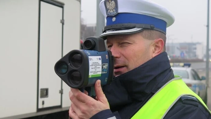 Pędził obwodnicą prawie 300 km/h 