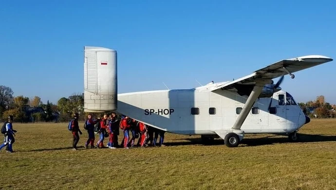Buczy i… buczeć będzie? Latający problem Piotrkowa Trybunalskiego 