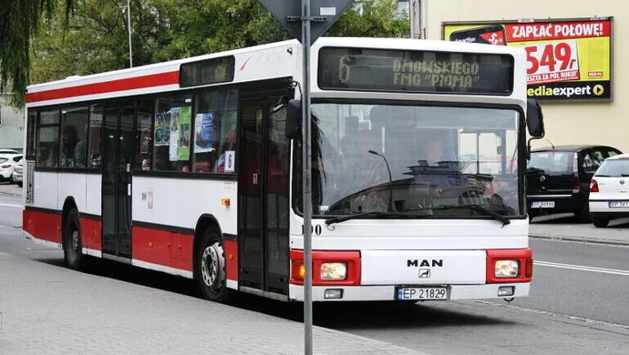 Komunikacja miejska we Wszystkich Świętych 