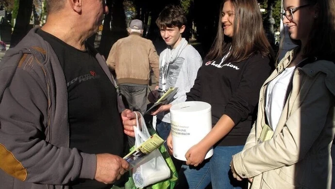 Rekordowa kwesta na piotrkowskich cmentarzach