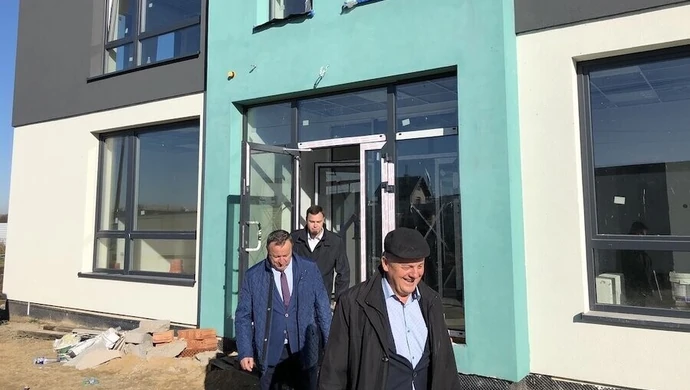 KOM-WOL w Wolborzu buduje nowoczesną siedzibę 