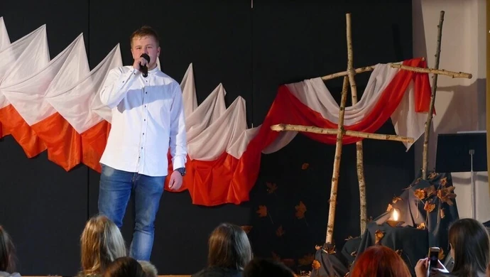 Biało-czerwona uroczystość na Piomie