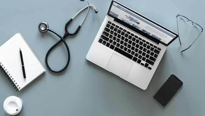 Dziecięca pornografia na szpitalnym komputerze?