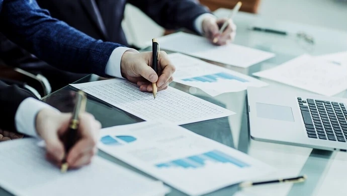 Dopełnienia jakich formalności wymagają firmy pozabankowe?