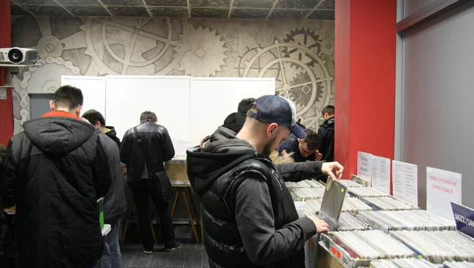 Duże zainteresowanie giełdą płyt winylowych w Piotrkowie