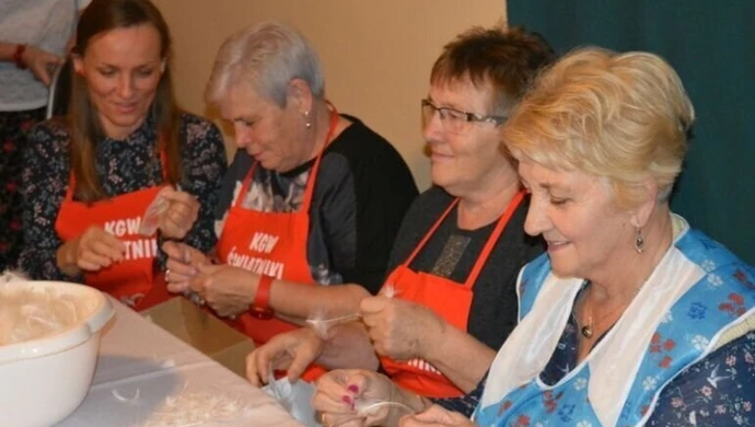 Polichno: Udarli kilogram pierza 