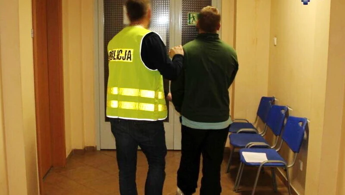 Ukradli ubrania i markowe perfumy za ponad 6 tys. zł 