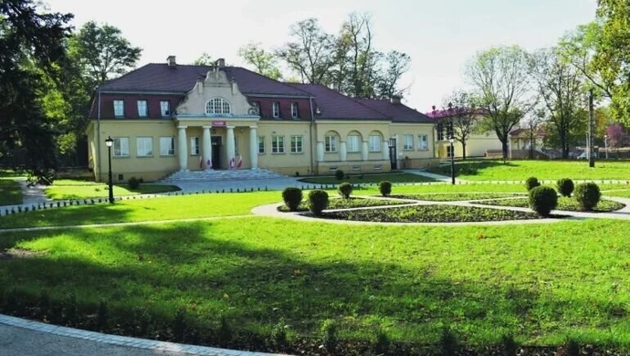 Park w Parzniewicach odzyskał dawny blask 