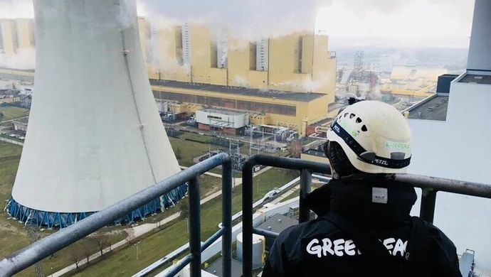 Protestowali na kominie bełchatowskiej elektrowni