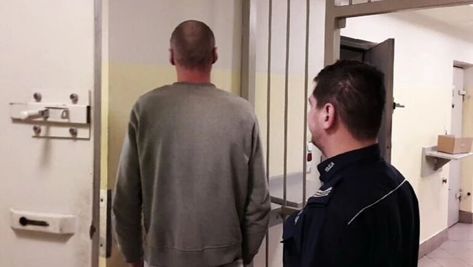 Śmiertelny cios nożem zadał wujek 