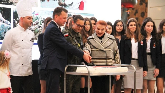 Szef MON i ambasador USA odwiedzili Nowy Glinnik