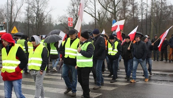 DK 12 w Przygłowie zablokowana. Rolnicy protestują