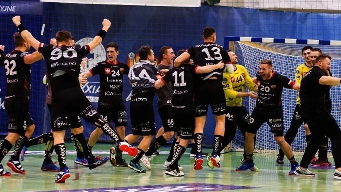 Piękna seria podtrzymana!