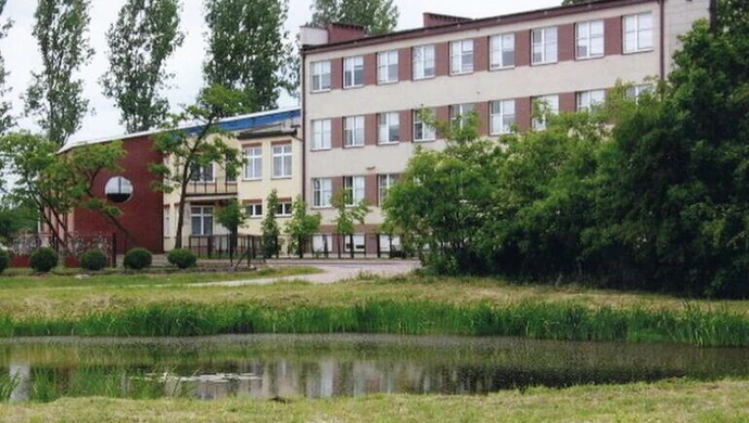Co się stanie z budynkiem Gimnazjum w Szydłowie?