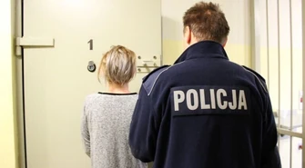 Bili i dręczyli piotrkowiankę