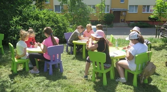 Biblioteka zorganizowała majówkę dla najmłodszych