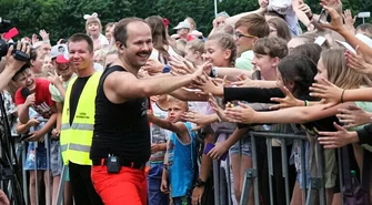 Cześć, tu Sławomir!  