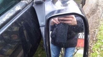 Ponad 20 uszkodzonych samochodów 