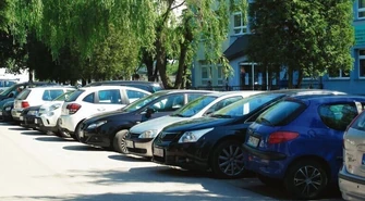 Parkowanie w Piotrkowie coraz większym problemem 